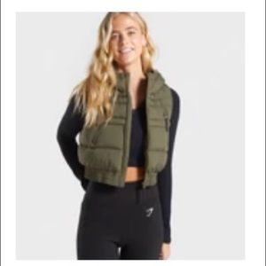 Gymshark essential crop gilet (crop)